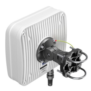 Taoglas THOR70 (Thunder) 5:1 Integrated Antenna for the Ericsson S700 Router, IP67 rated, wall or pole mount